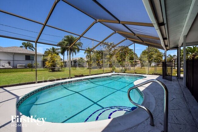 Building Photo - 406 SE 10th Ave