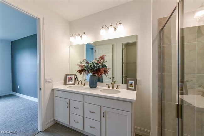 Building Photo - 43669 Sparrow Dr