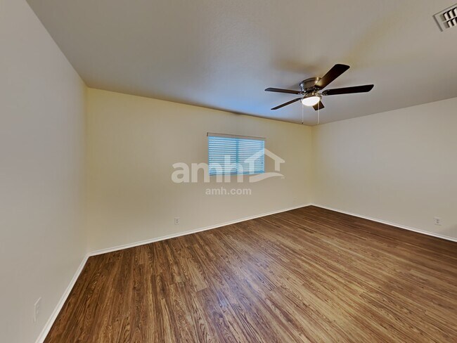 Building Photo - 2726 Gato Del Sol