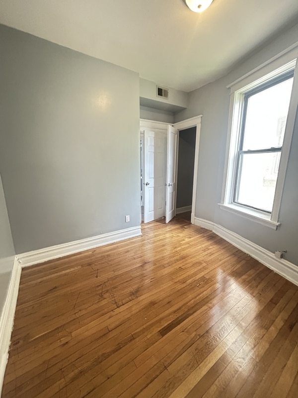 Building Photo - 6601 S Langley Ave