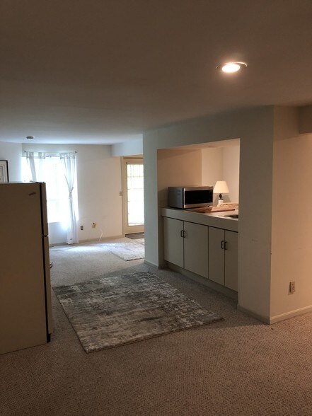 Lower level - 11117 Jardin Pl