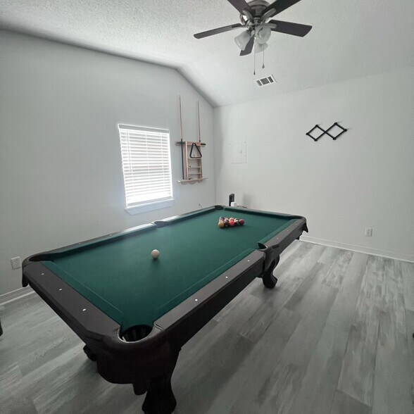 Building Photo - 4584 Tamarind Dr