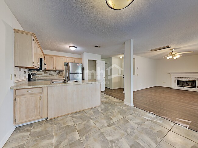 Building Photo - 507 Johnny Bench Cove