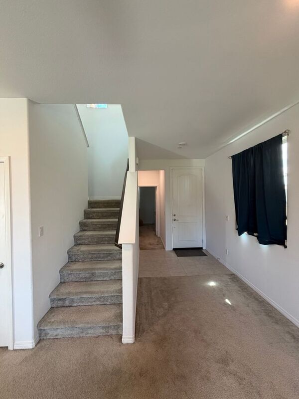 Building Photo - 36921 Basalt Ln