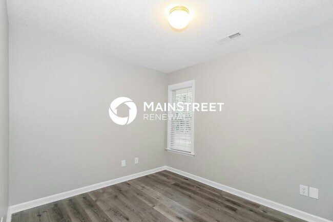 Building Photo - 3 Bedroom Pet-Friendly Home in Winston-Salem, NC with Main Street Renewal