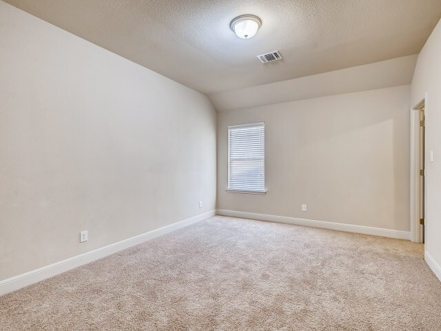 Building Photo - 12619 Quarter J