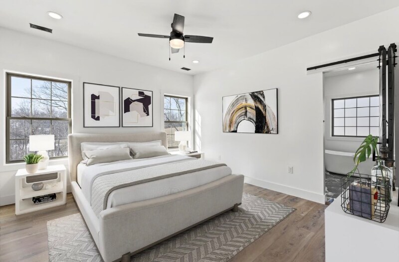 Building Photo - 100 Seven Oaks Dr