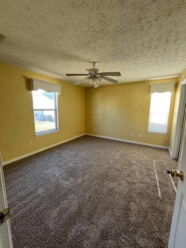Building Photo - 220 Seahorse Wy
