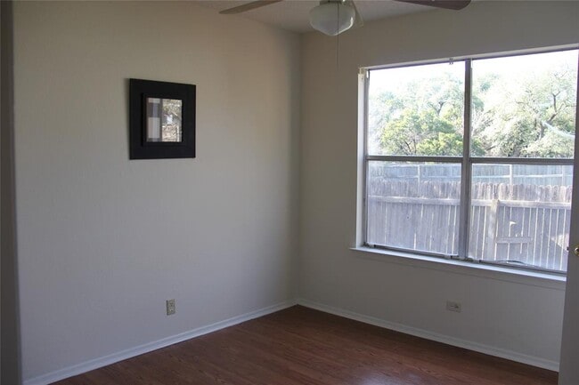 Building Photo - 11611 Rustic Rock Dr