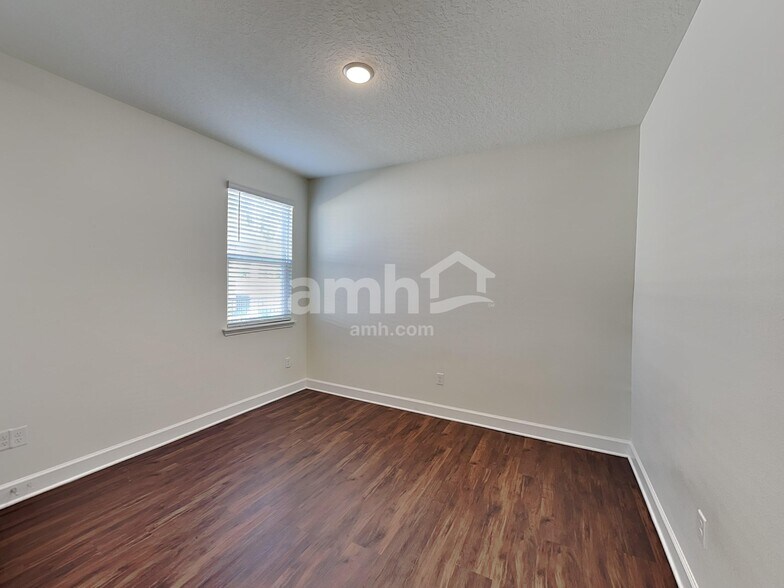 Building Photo - 10717 Coleman Rd