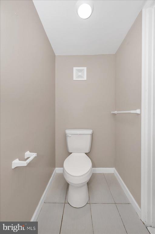 Building Photo - 1551 Langford Rd