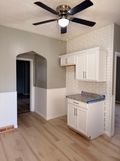 Building Photo - 442 E Central