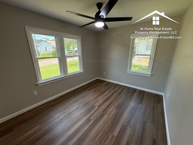 Building Photo - 1502 Forest Ave