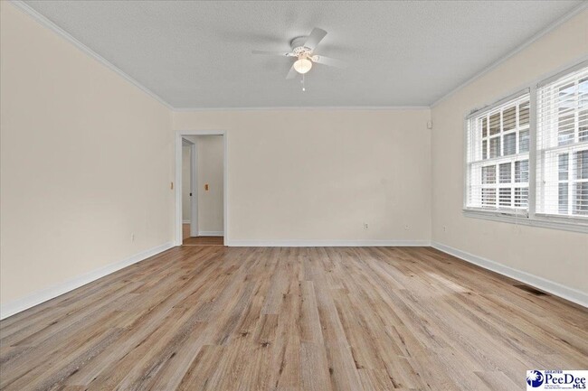 Building Photo - 509 Spruce St