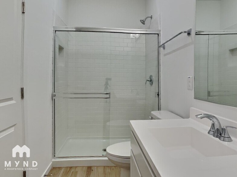 Building Photo - 7918 N 79th Ave