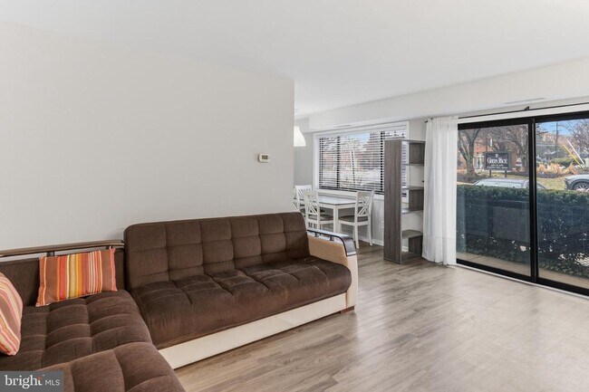 Building Photo - 4371 Cherry Hill Rd