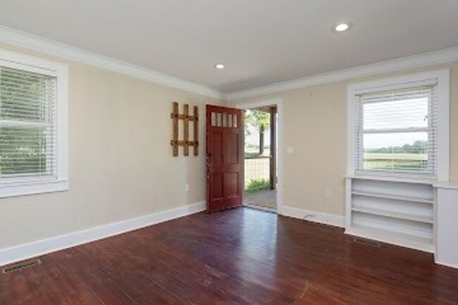 Building Photo - 2615 W Main St