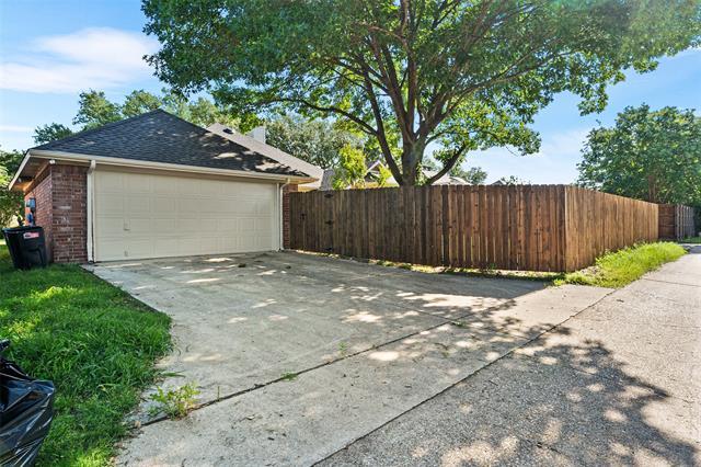 Building Photo - 2558 Morning Glory Dr