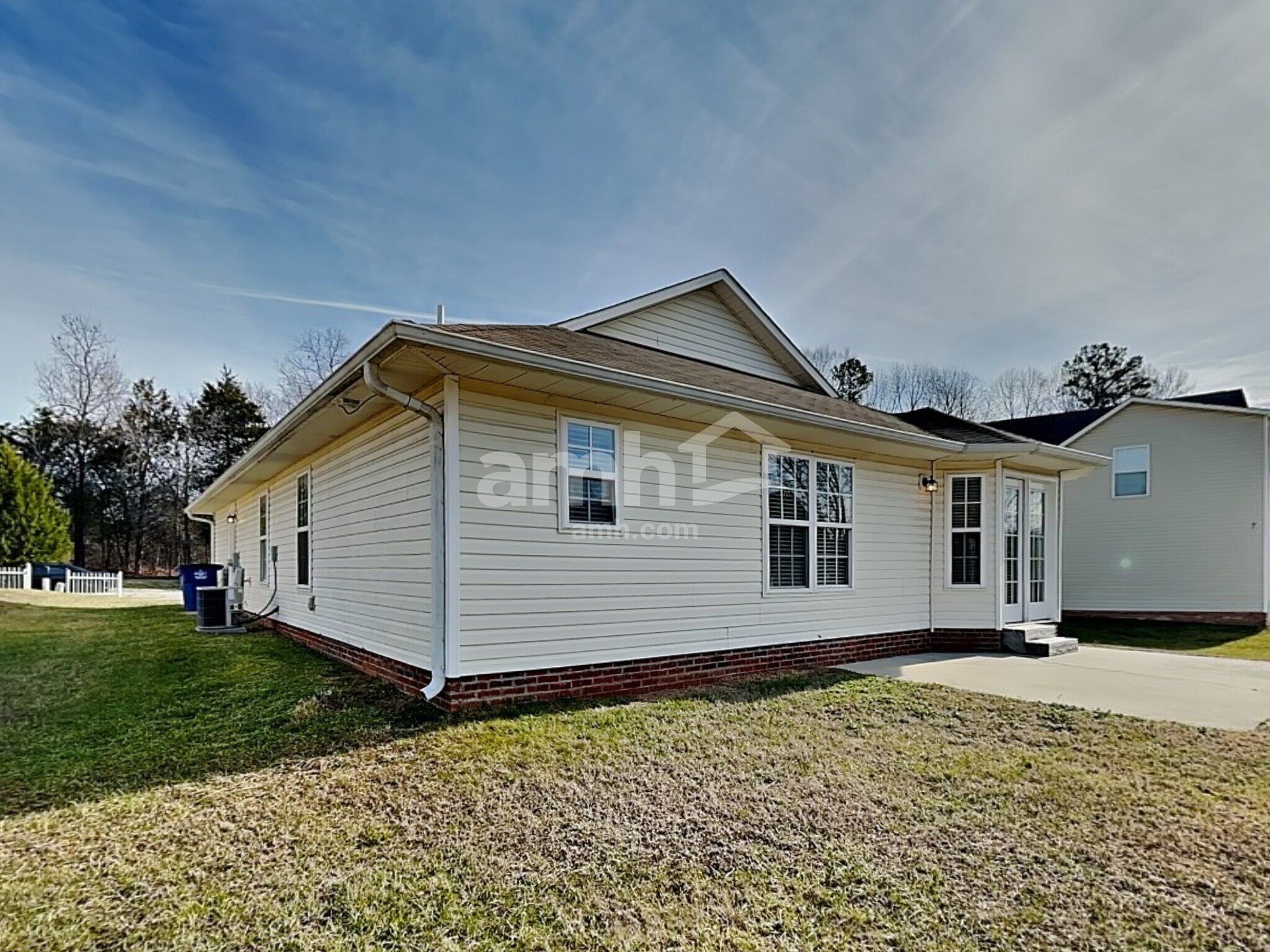 Building Photo - 4952 Lighthouse Ct