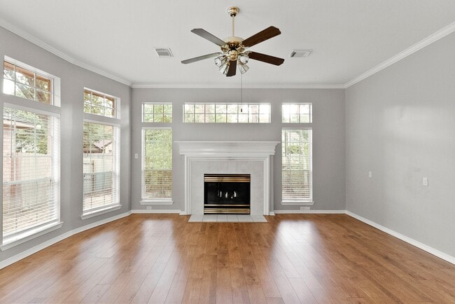 Building Photo - 42 Vista Cove Dr