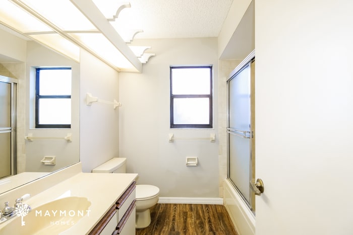 Building Photo - 34498 Cedarfield Dr