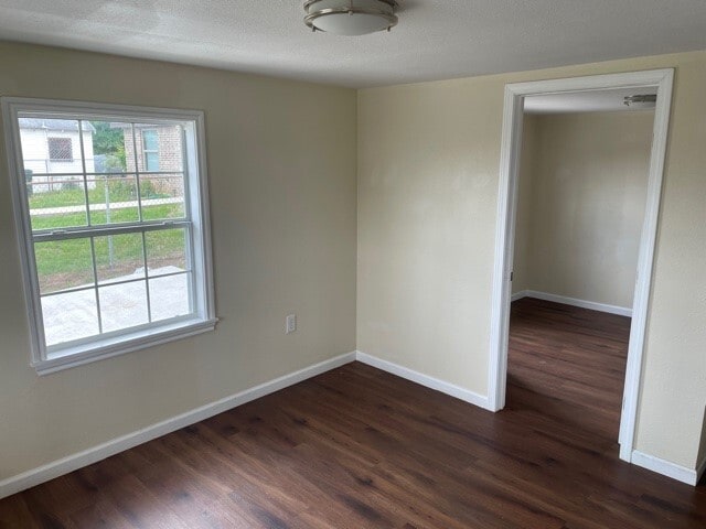 Building Photo - 2104 W Robbins St