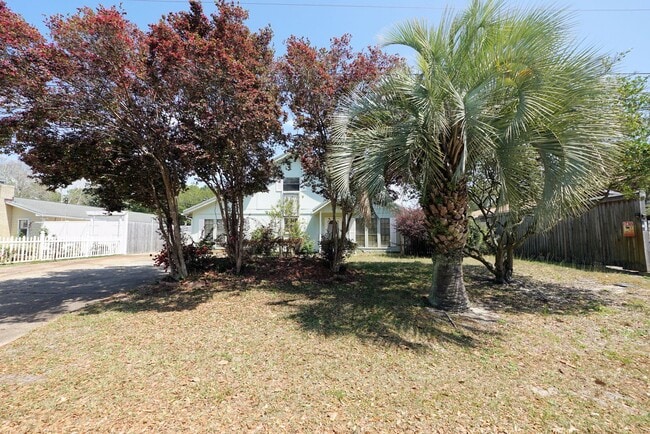 Building Photo - A Mile West of Hurlburt