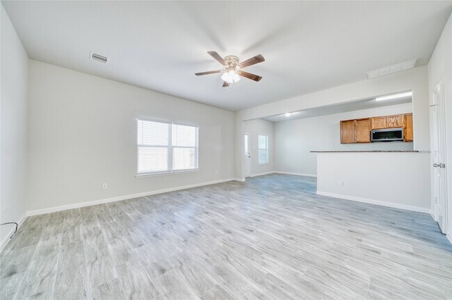 Building Photo - 6934 Orchid St