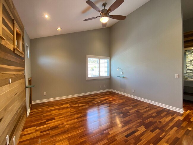 Building Photo - Cardiff living at its finest! Stunning 2-B...
