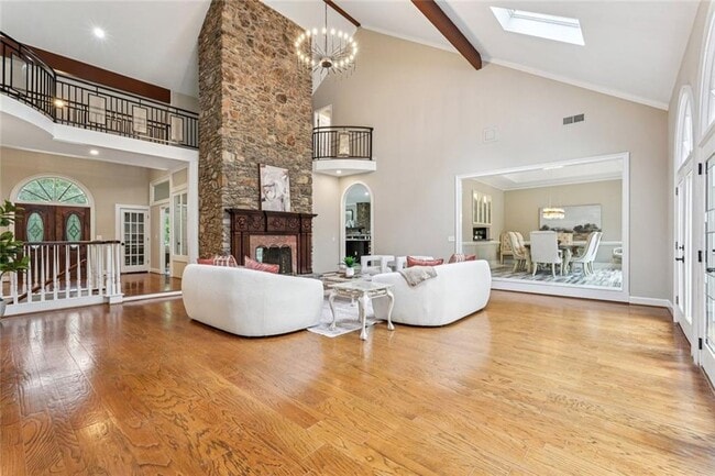 Building Photo - 511 Pine Valley Rd SE