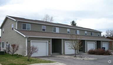 Building Photo - Close to MSU Campus - 2 Bedrooms 1 1/2 Bat...