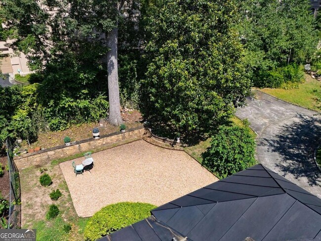 Building Photo - 2538 Parkside Dr NE