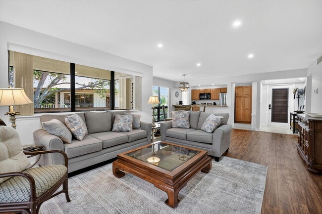 Building Photo - 368 Brackenwood Cir