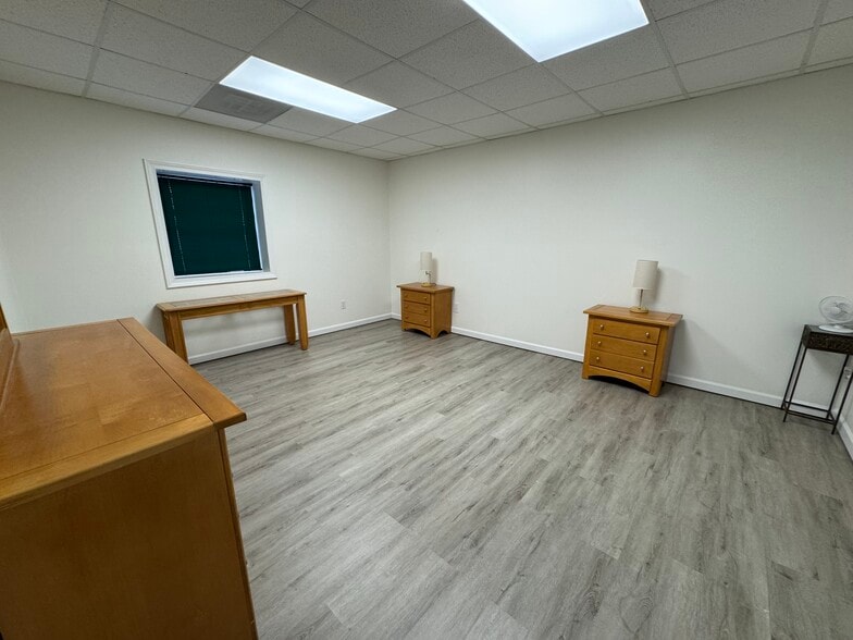 Bedroom - 4615 Forest Pl