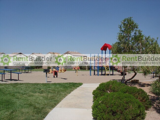 Building Photo - Rent this home before November Ends and get $300 off your 3rd month's rent!!!