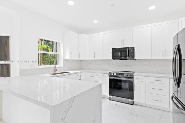 Building Photo - 15842 SW 14th St