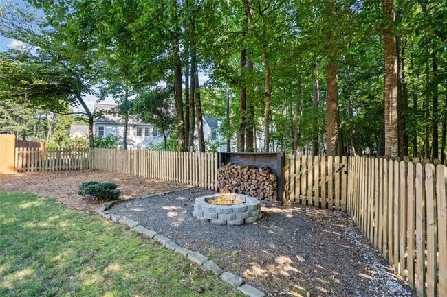 Building Photo - 3105 Ballet Ct
