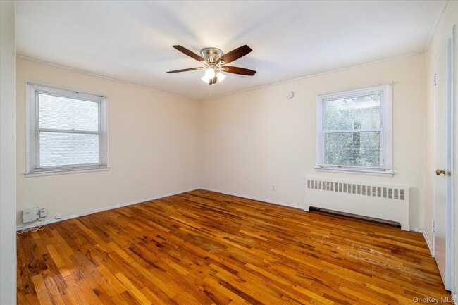 Building Photo - 19 Daley Pl