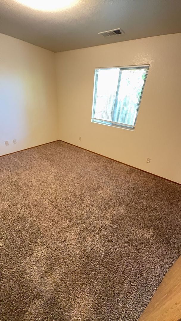 Building Photo - west2903