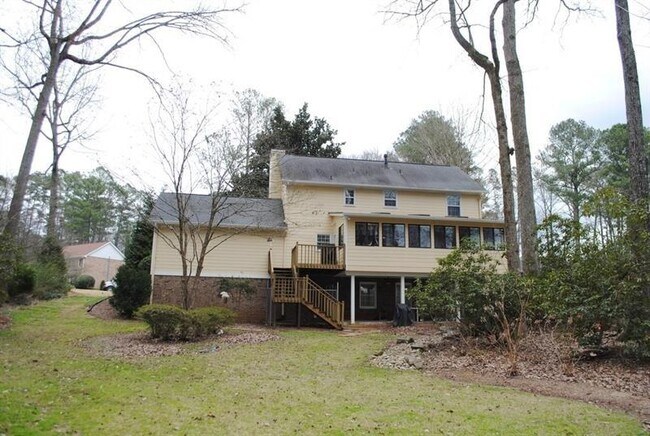 Building Photo - 1407 Independence Way