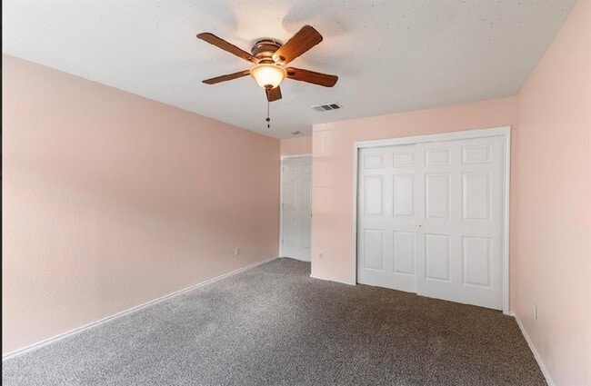 Building Photo - 1605 Balsam Way