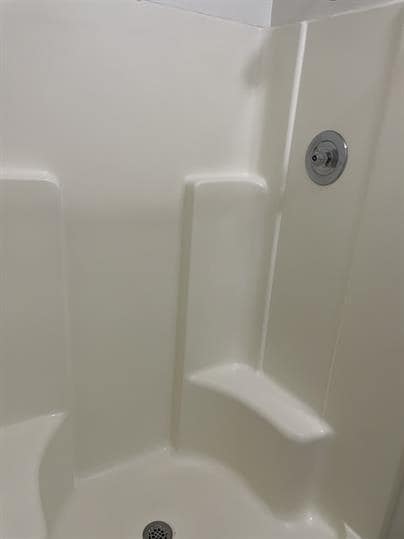 Building Photo - 123 Harvest Dr