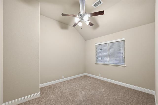 Building Photo - 556 Avery Pt