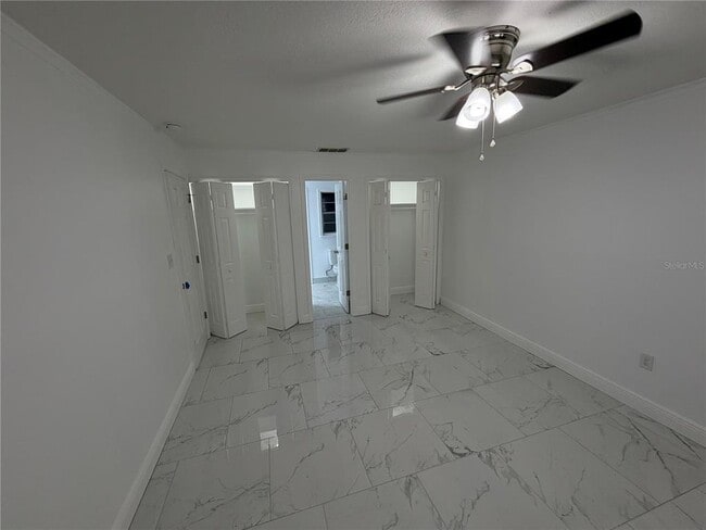 Building Photo - 7060 Scrub Oak Ln