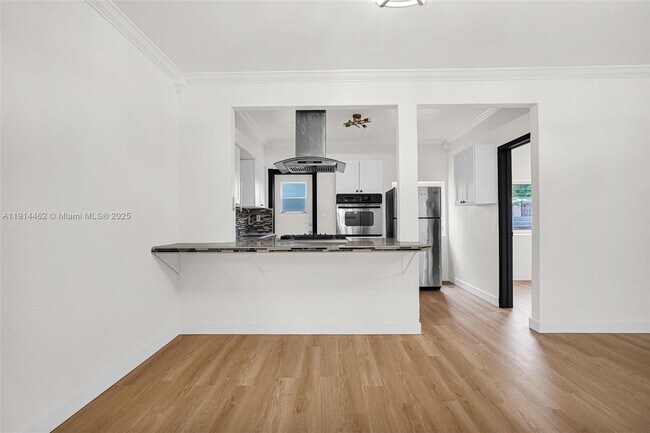 Building Photo - 12287 NE 7th Ave