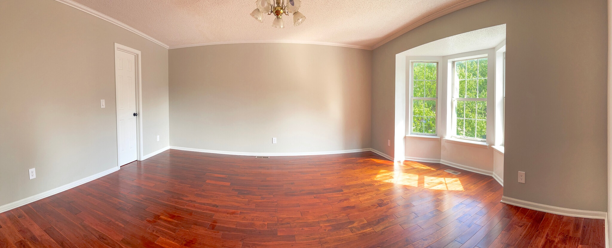 Large Formal Dining Room - 5421 NW Walden Dr