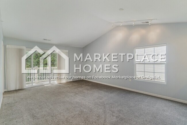 Building Photo - 2102 Chelsea Ln