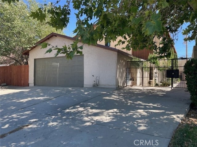 Primary Photo - 324 E Ave Q7