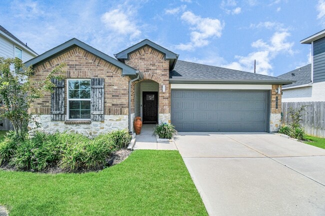 Building Photo - 1630 Cedar Pointe Ct