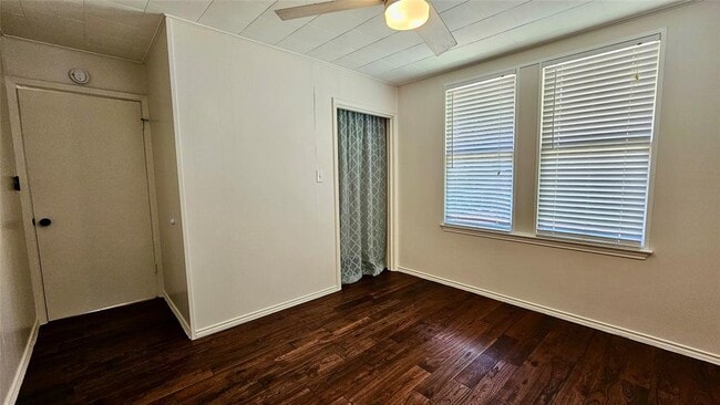 Building Photo - 205 S Granger